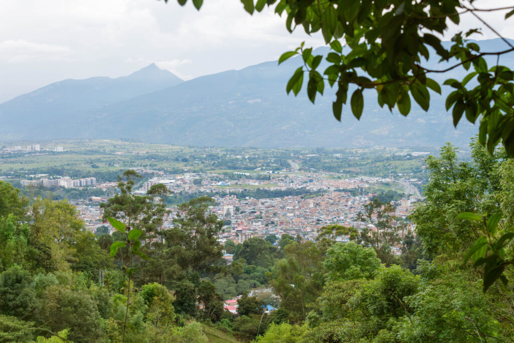 Fusacatán: Un Viaje a las Entrañas del Guardián de los Sutagaos 8